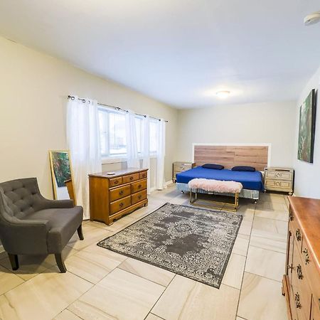 Large 6Br, 6 Bath In The City Of Cataratas do Niágara Exterior foto