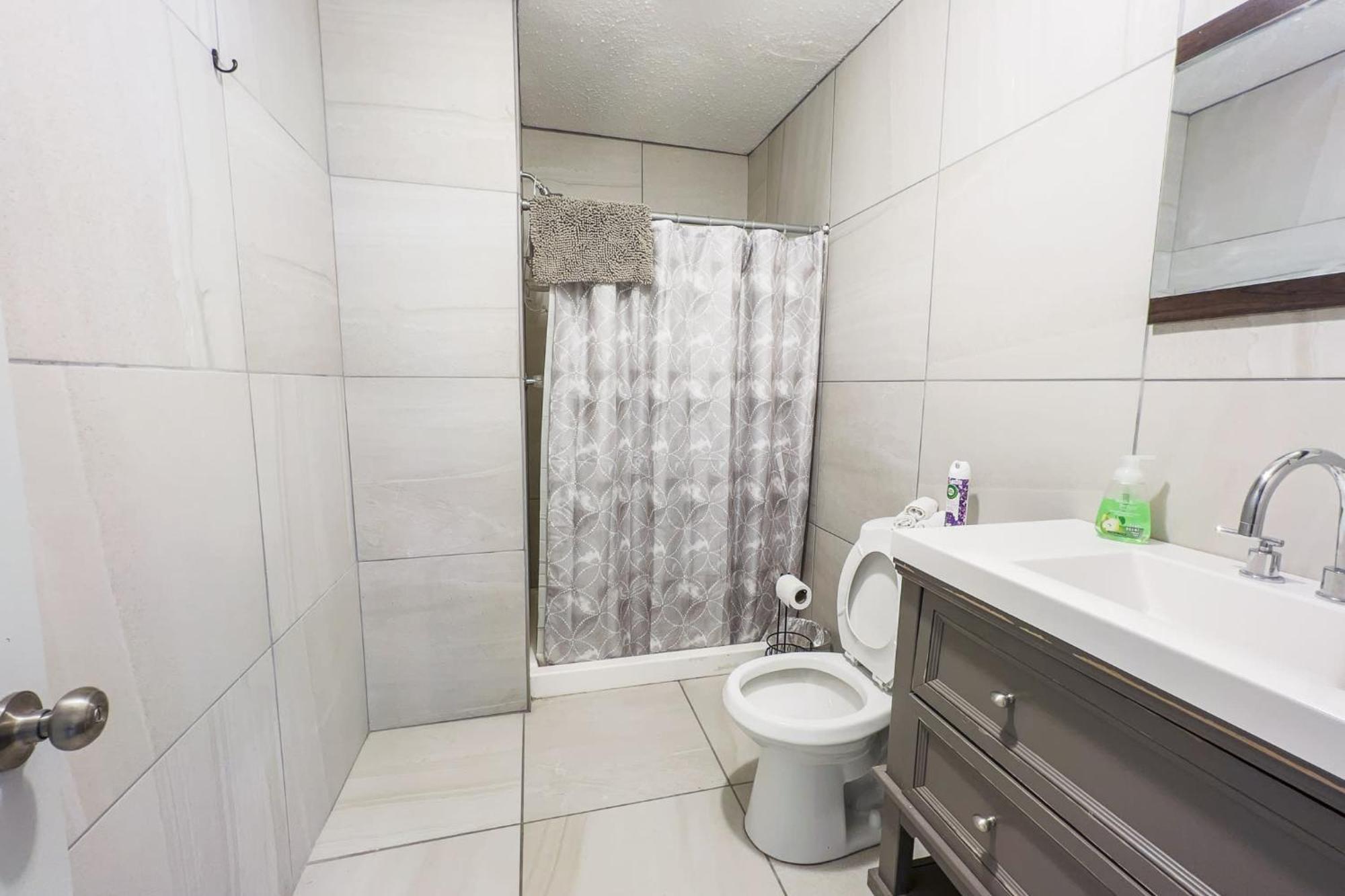Large 6Br, 6 Bath In The City Of Cataratas do Niágara Exterior foto